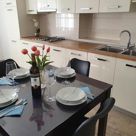 Apartaments Ukic Đảo Prvić Ngoại thất bức ảnh