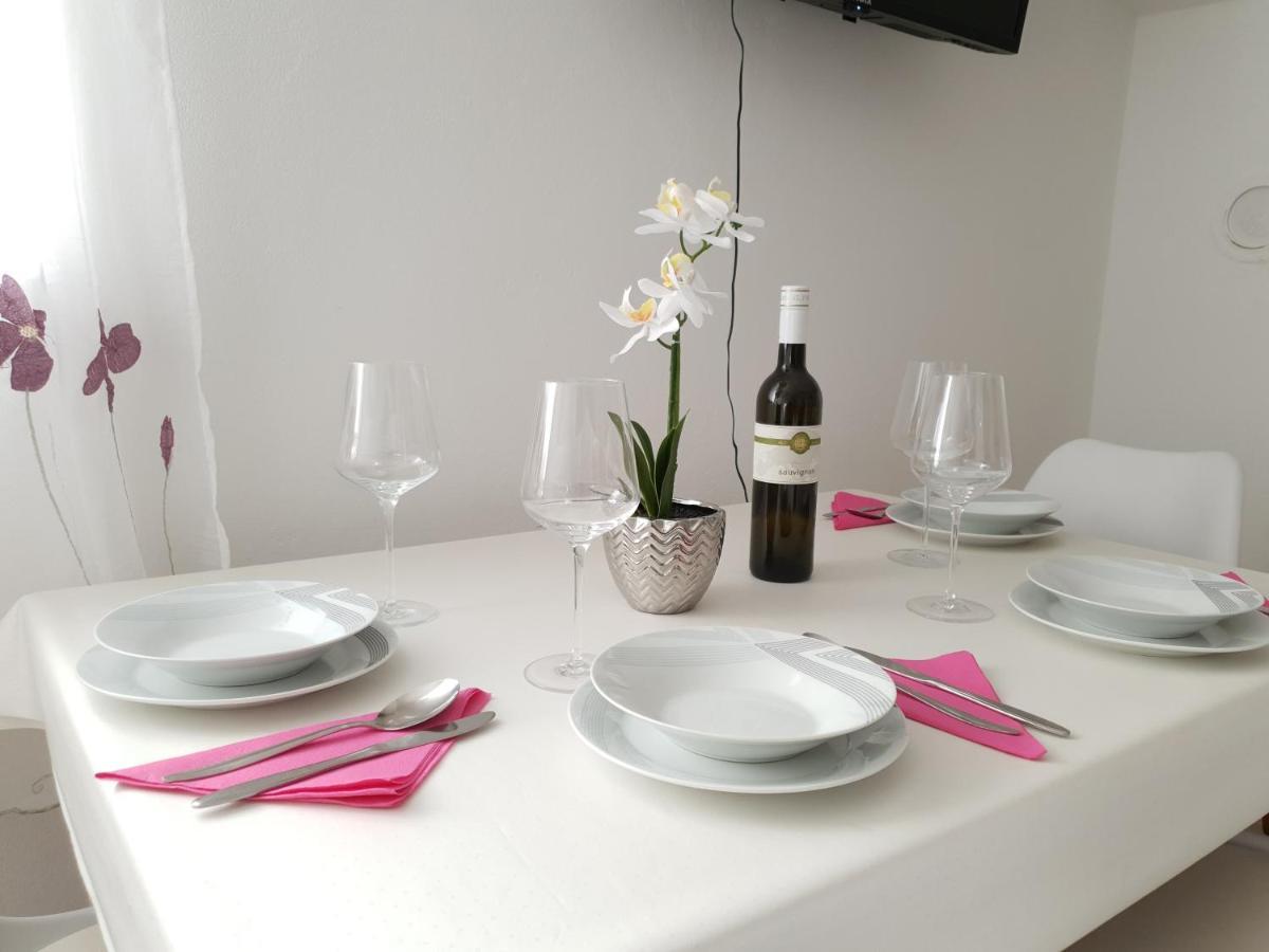 Apartaments Ukic Đảo Prvić Ngoại thất bức ảnh