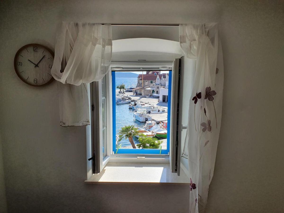 Apartaments Ukic Đảo Prvić Ngoại thất bức ảnh