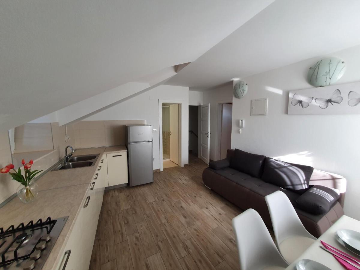 Apartaments Ukic Đảo Prvić Ngoại thất bức ảnh