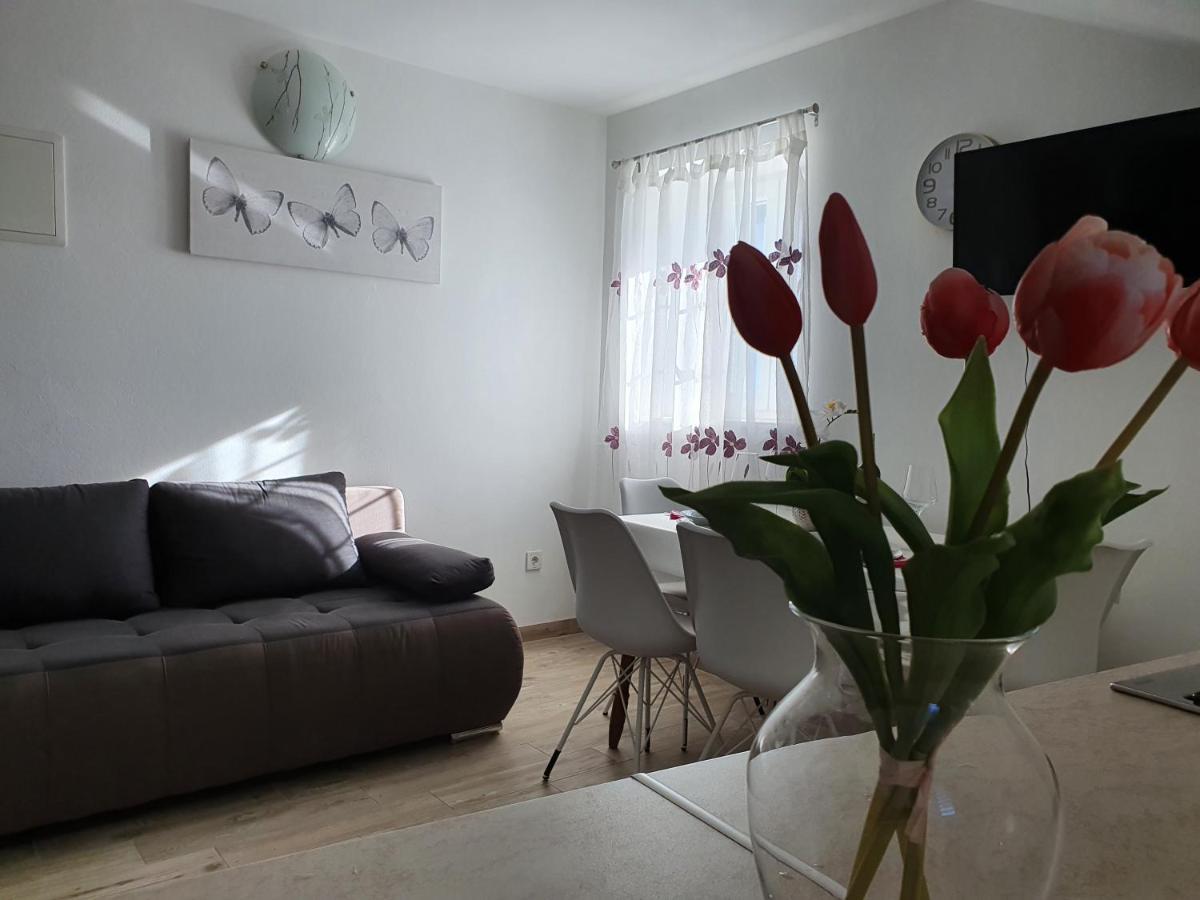 Apartaments Ukic Đảo Prvić Ngoại thất bức ảnh