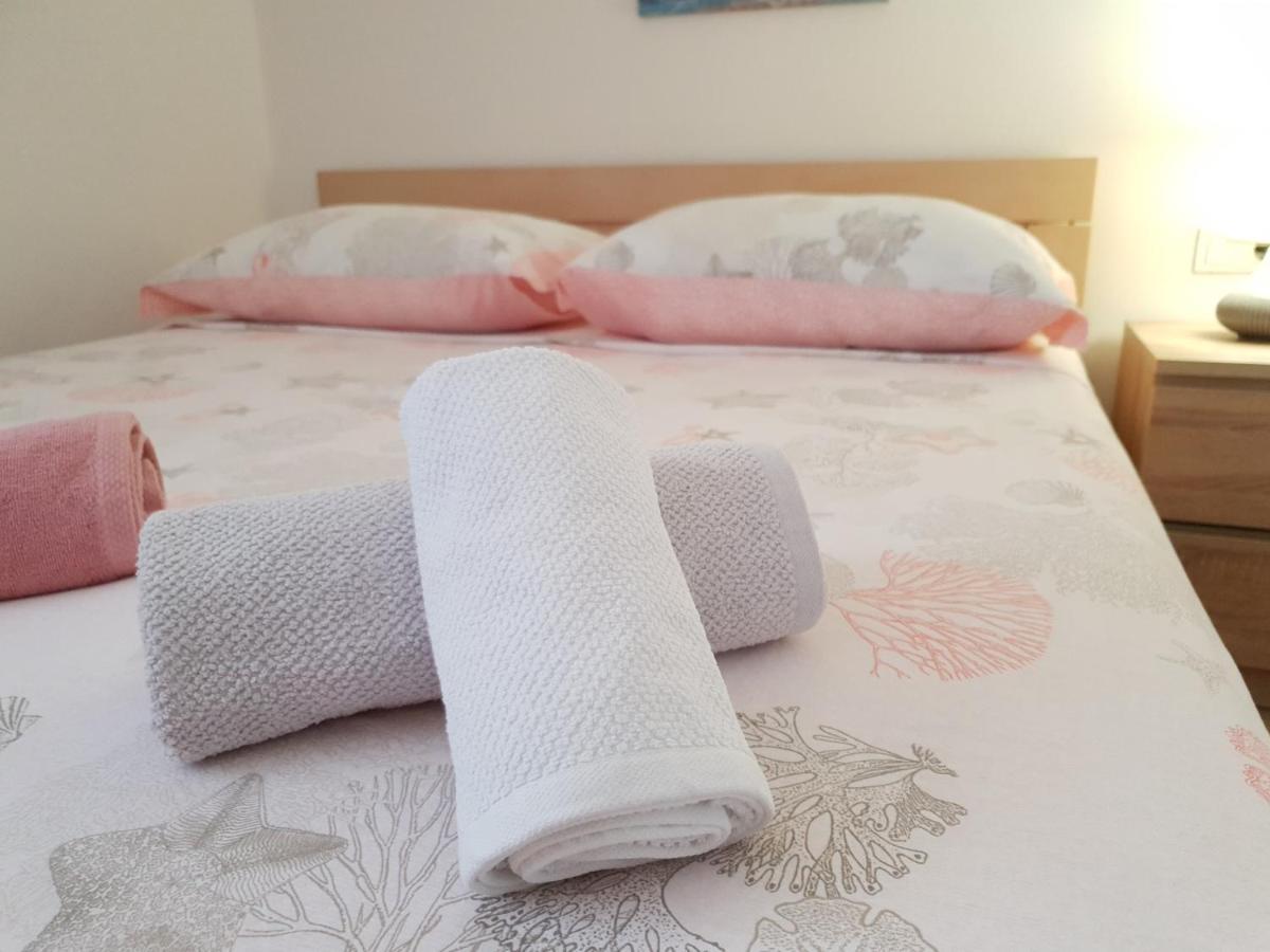 Apartaments Ukic Đảo Prvić Ngoại thất bức ảnh