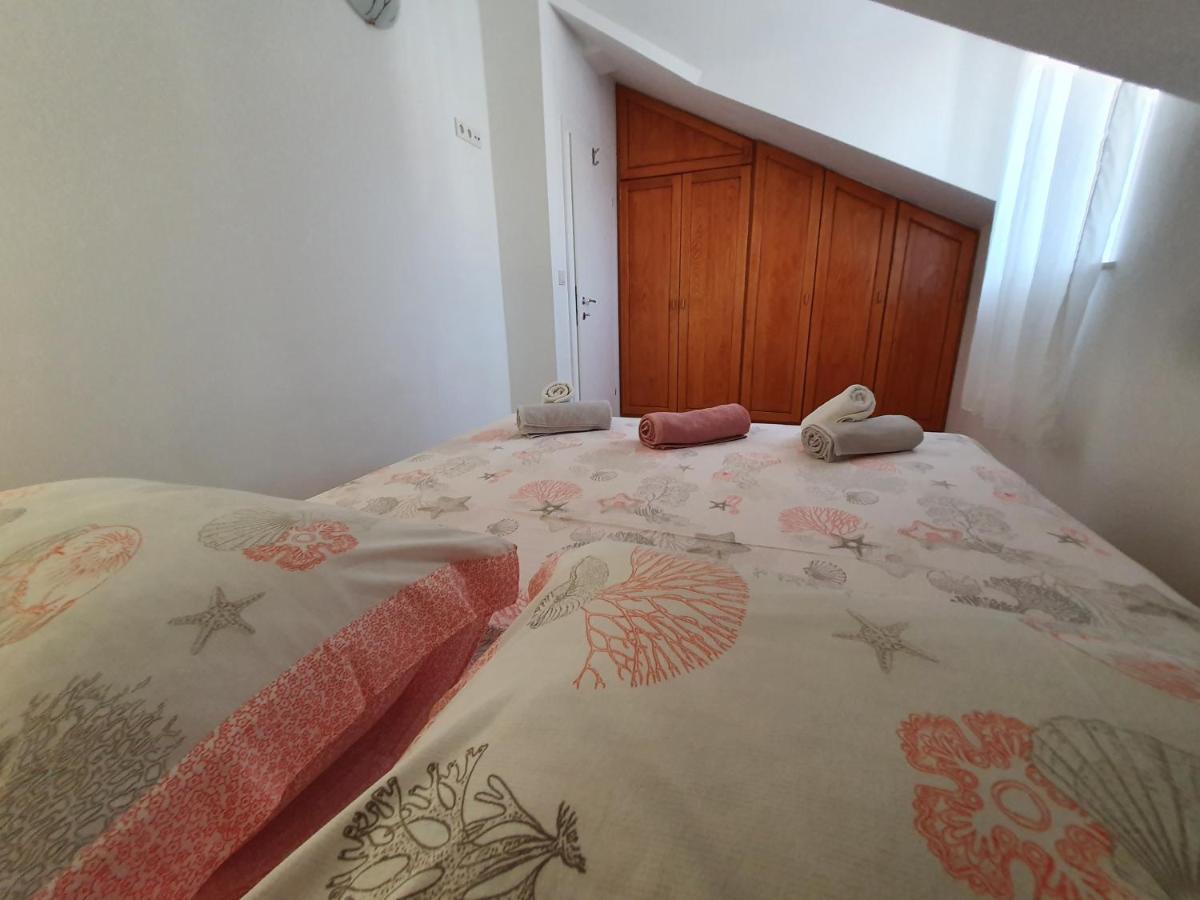 Apartaments Ukic Đảo Prvić Ngoại thất bức ảnh