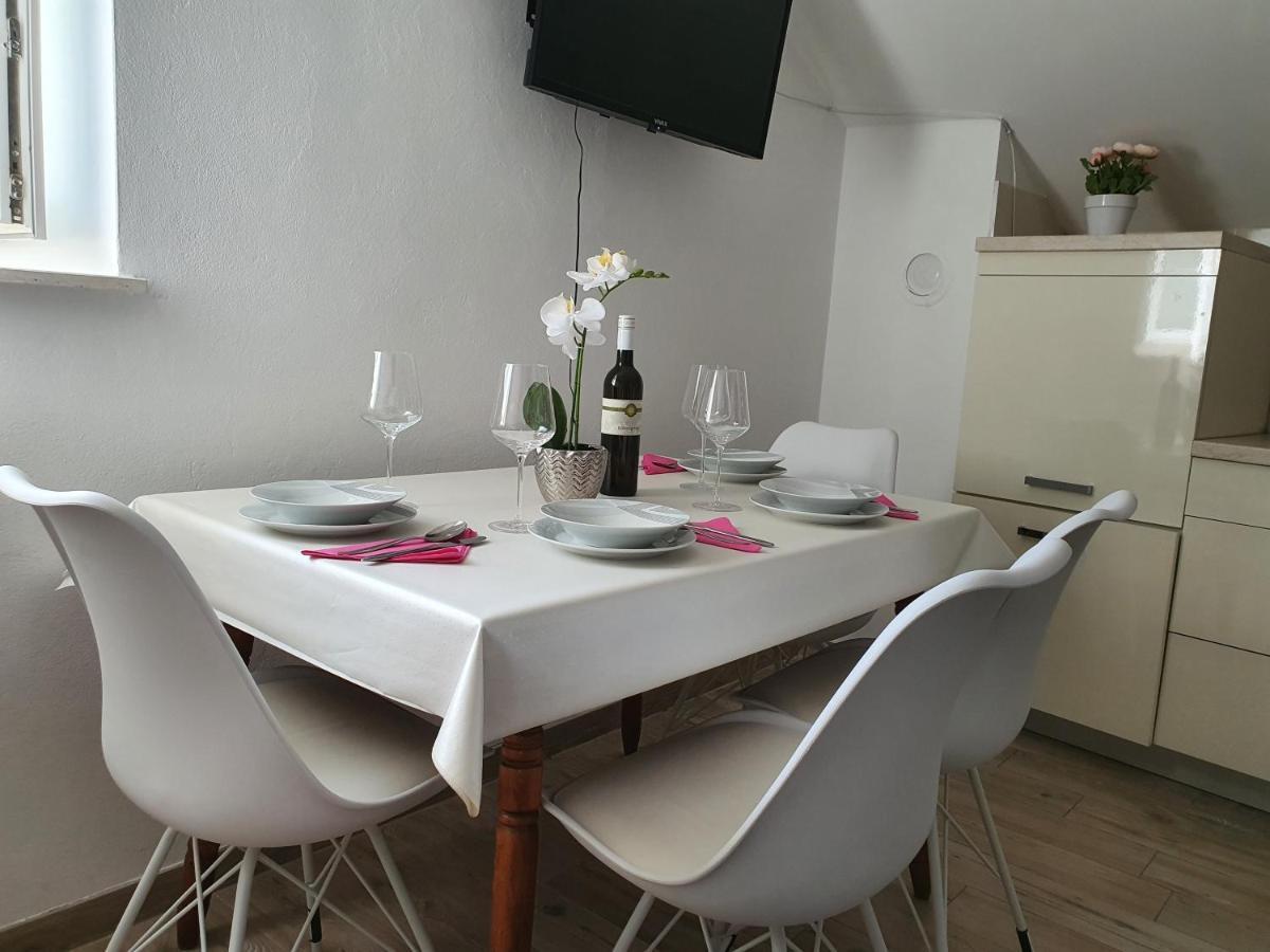 Apartaments Ukic Đảo Prvić Ngoại thất bức ảnh